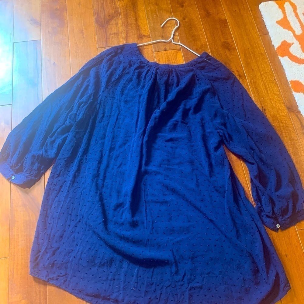 Great Northwest Indigo navy popcorn top